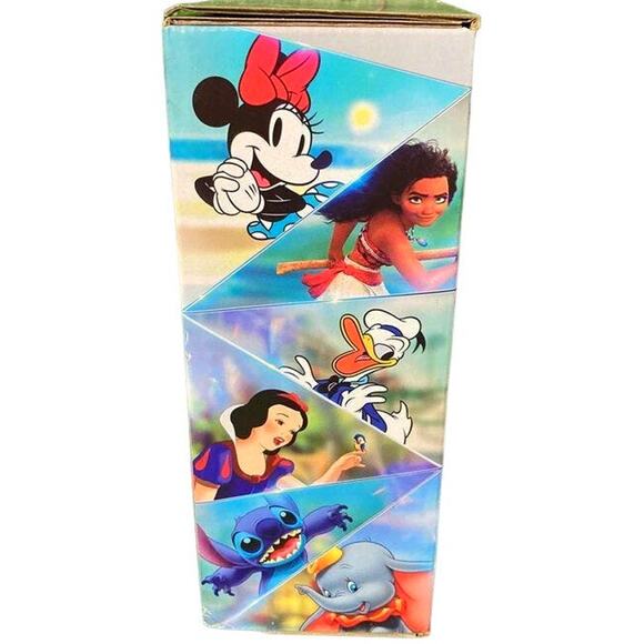 GoFloats, Huge Vinyl Minnie Mouse Pool Float, 66" x 44" x 13", 300 Lbs. Capacity - Picture 4 of 10